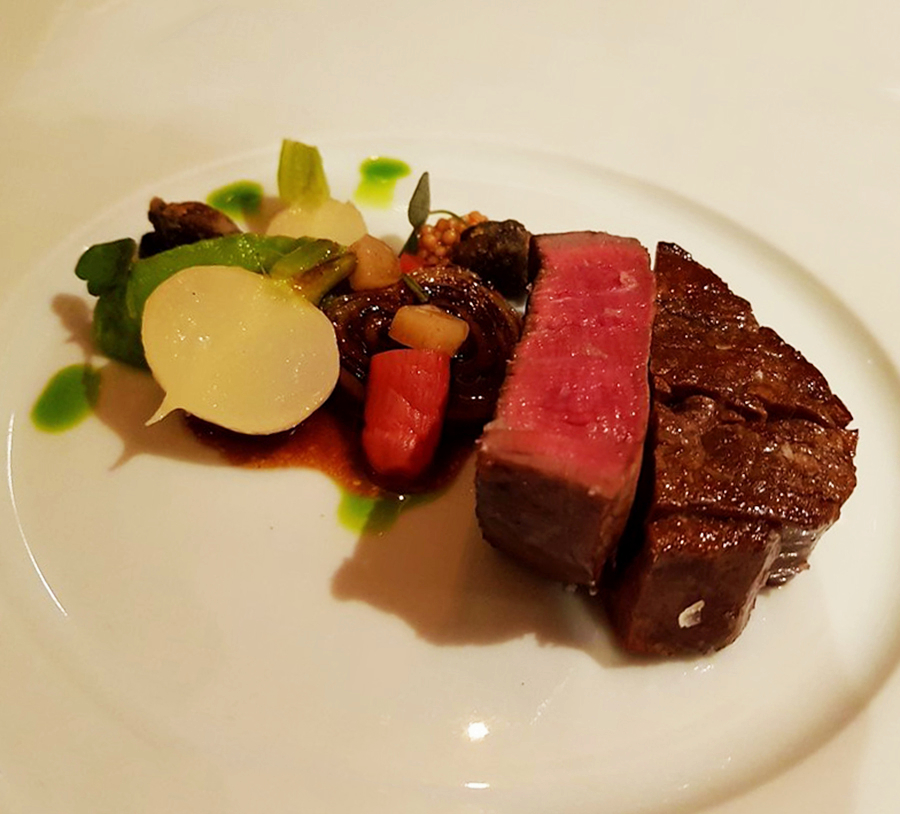 ../Images/TING,CHIEN-WEI.United Kingdom.Petrus (5).jpg